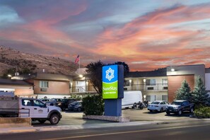 Exterior - SureStay by Best Western Lakeview (Lakeview)