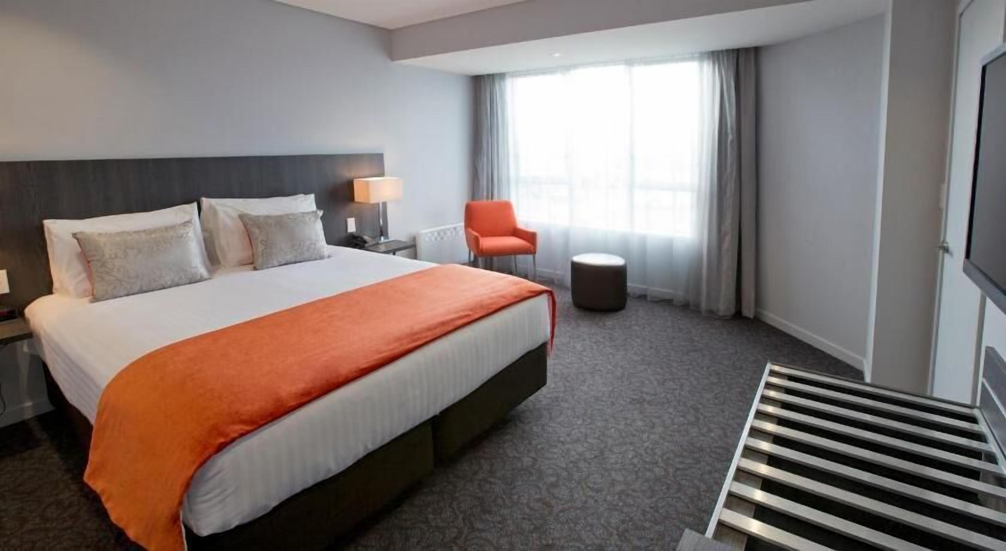 In-room safe, desk, iron/ironing board, free cots/infant beds