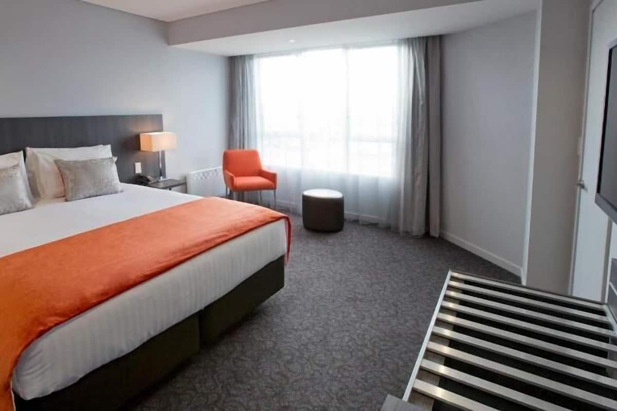 In-room safe, desk, iron/ironing board, free cots/infant beds