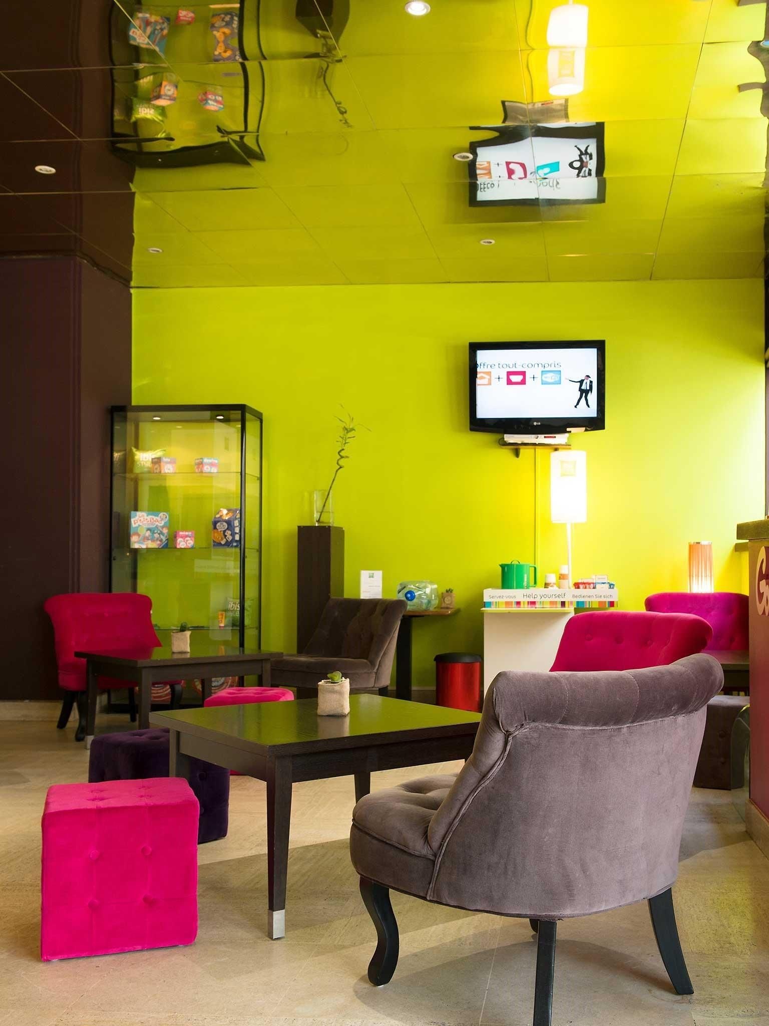 Photo - ibis Styles Nantes Centre Place Royale