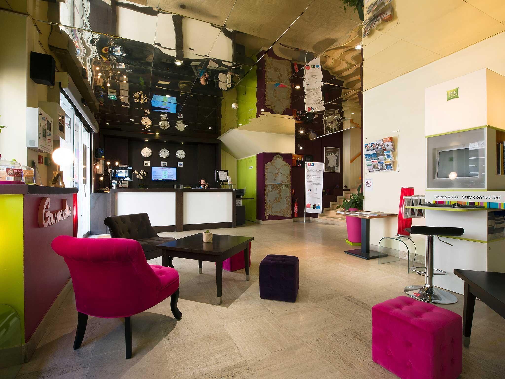 Photo - ibis Styles Nantes Centre Place Royale