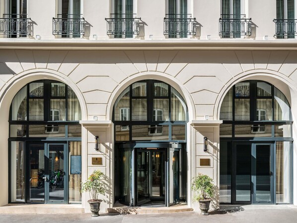 Exterior - Hotel Faubourg Galant Paris - Handwritten Collection (Paris)