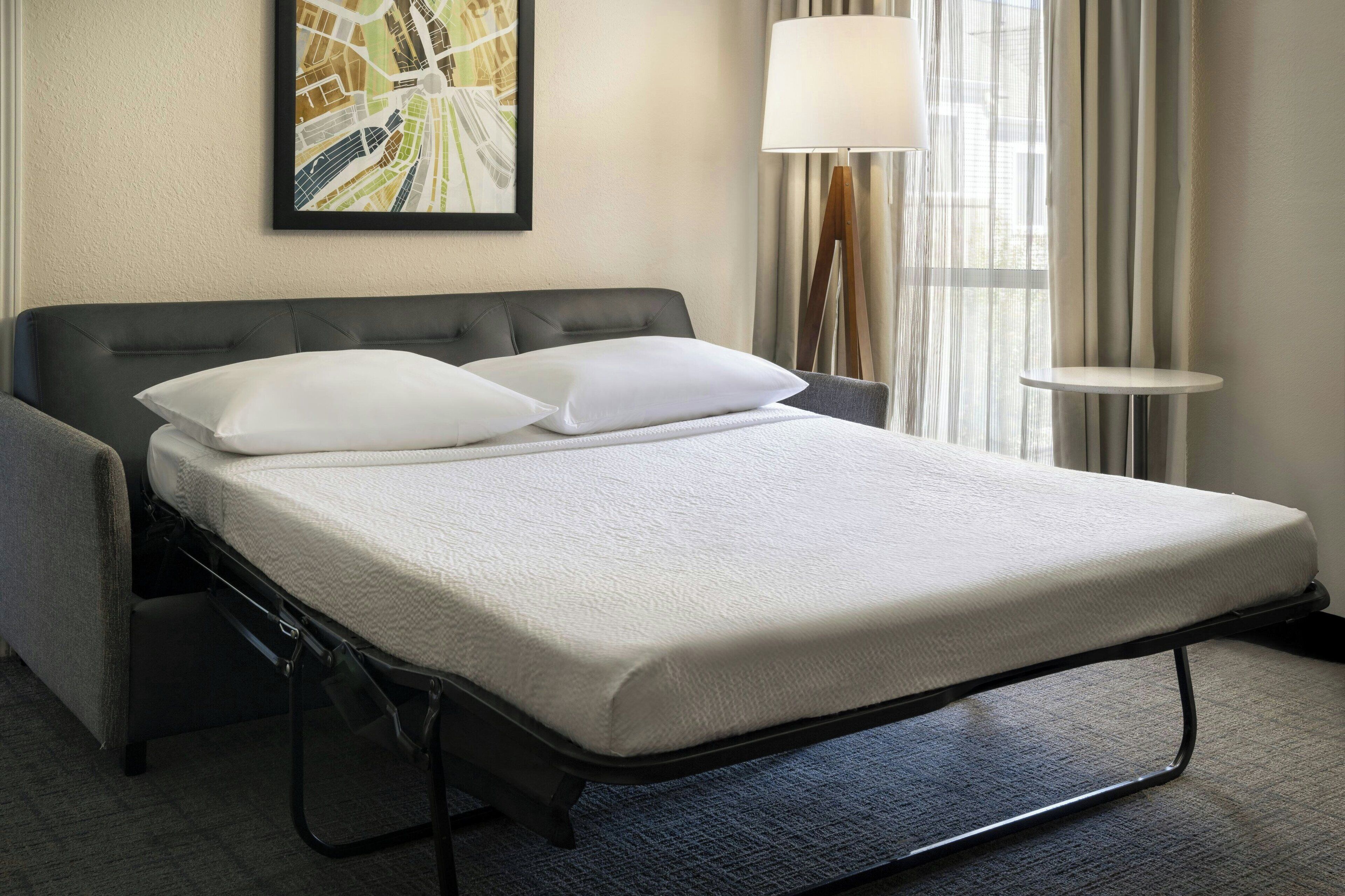 1 bedroom, desk, iron/ironing board, free cots/infant beds