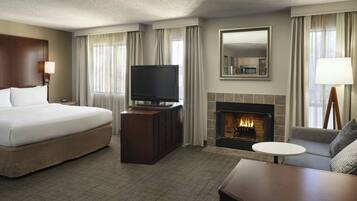 1 dormitori, escriptori, planxa i posts de planxar i bressols gratuïts