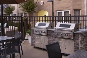 Aire de pique-nique/barbecue