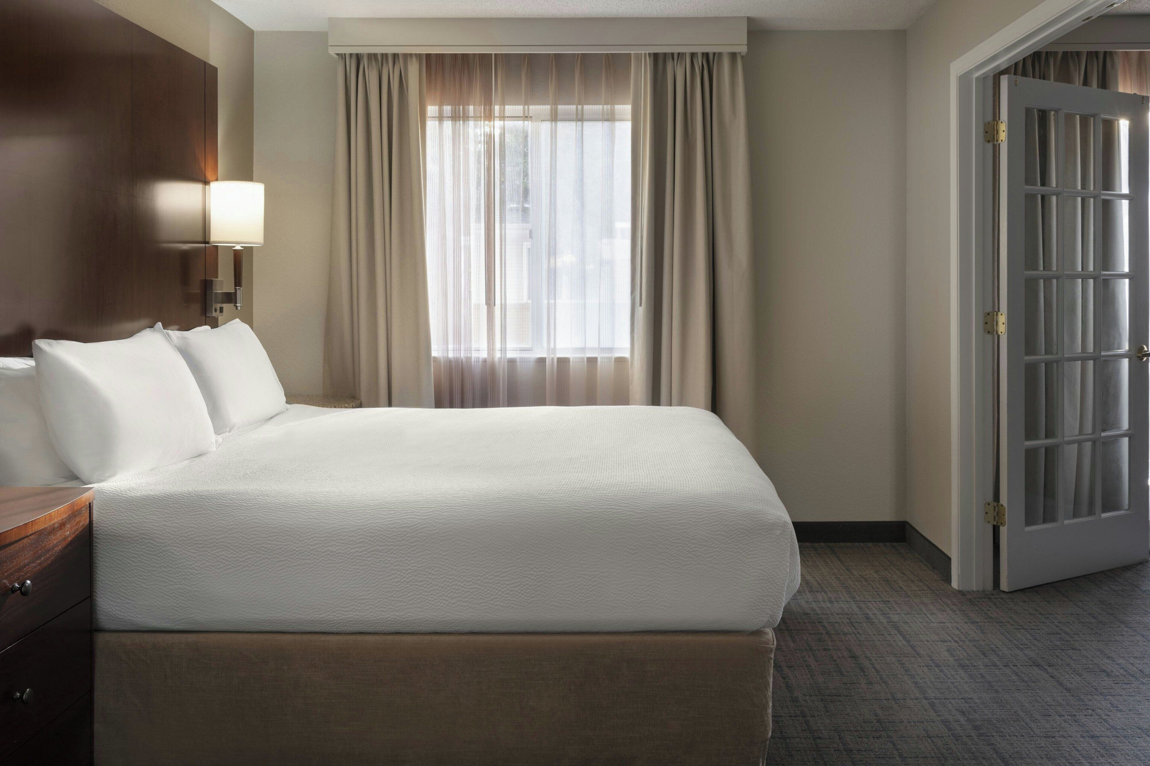 suite, 1 bedroom | 1 bedroom, desk, iron/ironing board, free cots/infant beds