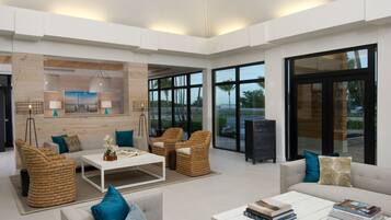 SittomrÄde i lobbyn