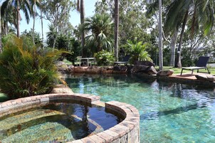 2 outdoor pools, sun loungers