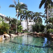Colonial Palms Motor Inn