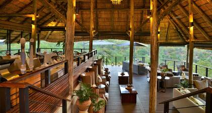 Victoria Falls Safari Club