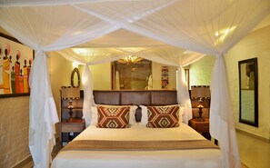 Premium bedding, free minibar, in-room safe, desk - Victoria Falls Safari Club (Victoria Falls)
