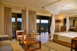 Club Suite Single | Premium bedding, free minibar, in-room safe, desk - Victoria Falls Safari Club (Victoria Falls)