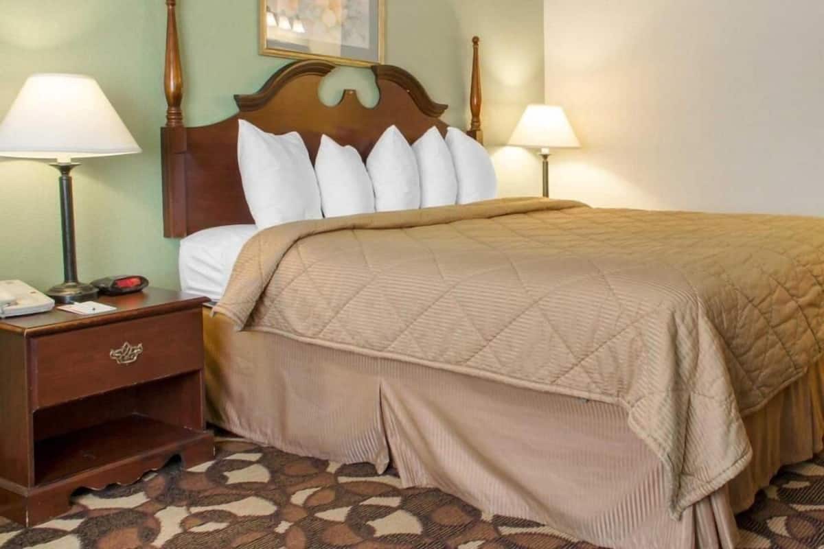 Premium bedding, pillow-top beds, desk, iron/ironing board