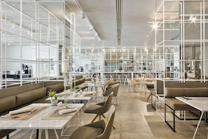 2 restaurants, breakfast, lunch, dinner served; Mediterranean cuisine