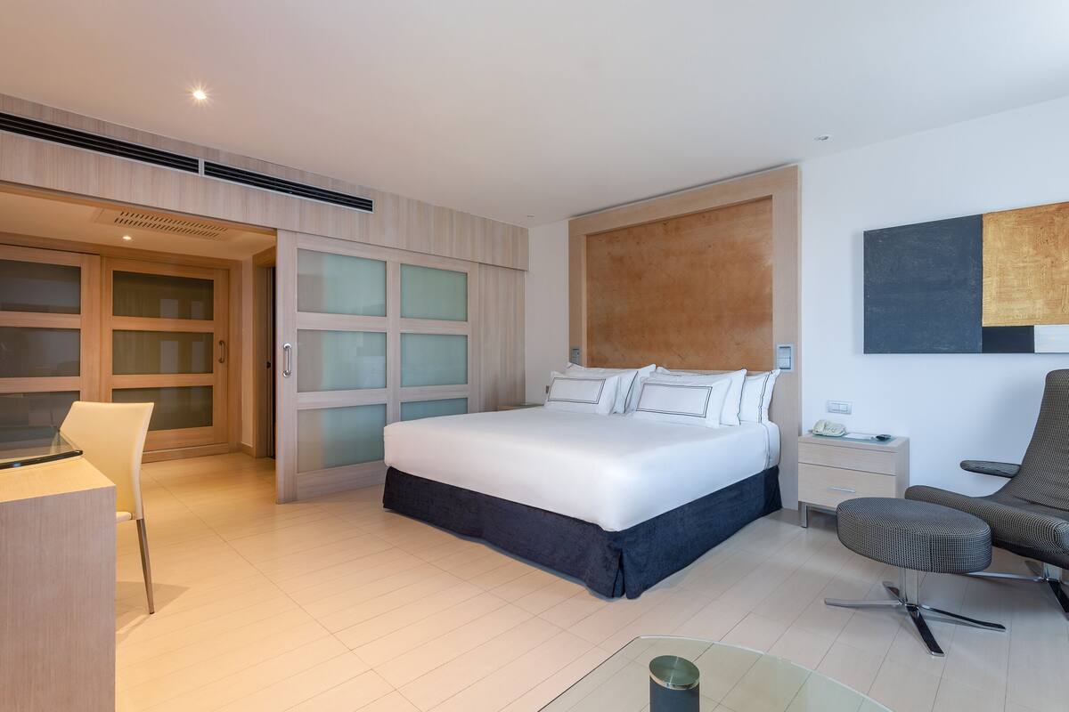 Literie de qualité supérieure, minibar, coffres-forts dans les chambres