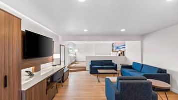 In-room safe, desk, laptop workspace, iron/ironing board