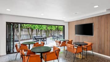 Gratis kontinental frukost varje dag