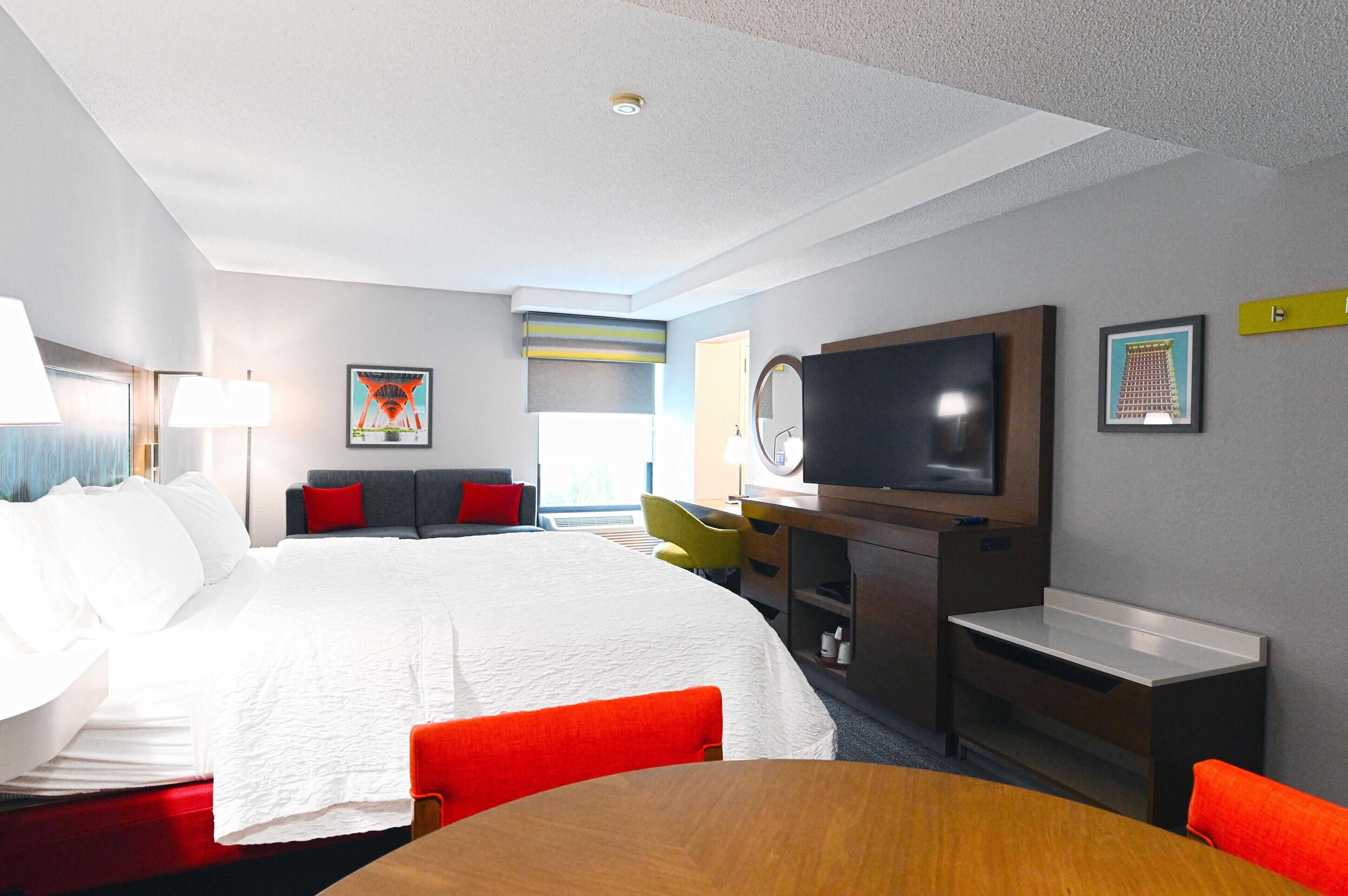 Superior Room, 1 King Bed with Sofa bed, Non Smoking | Premium bedding, desk, laptop workspace, blackout drapes