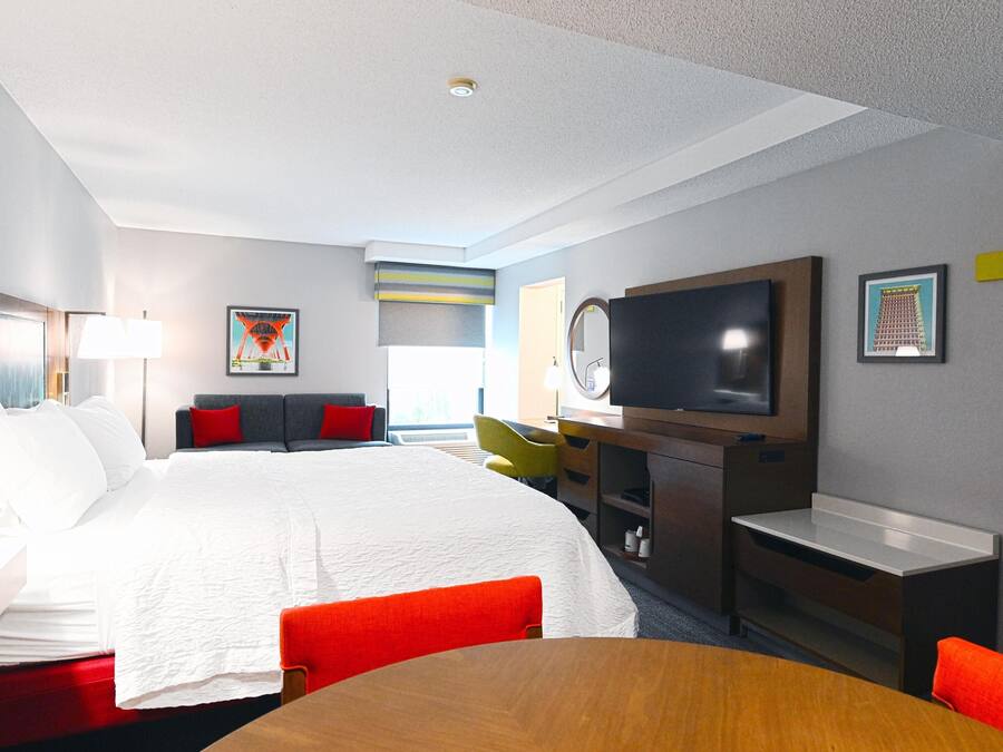 Superior Room, 1 King Bed with Sofa bed, Non Smoking | Premium bedding, desk, laptop workspace, blackout drapes