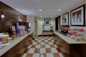 Free daily continental breakfast