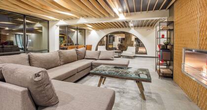 Ramada by Wyndham Austin South