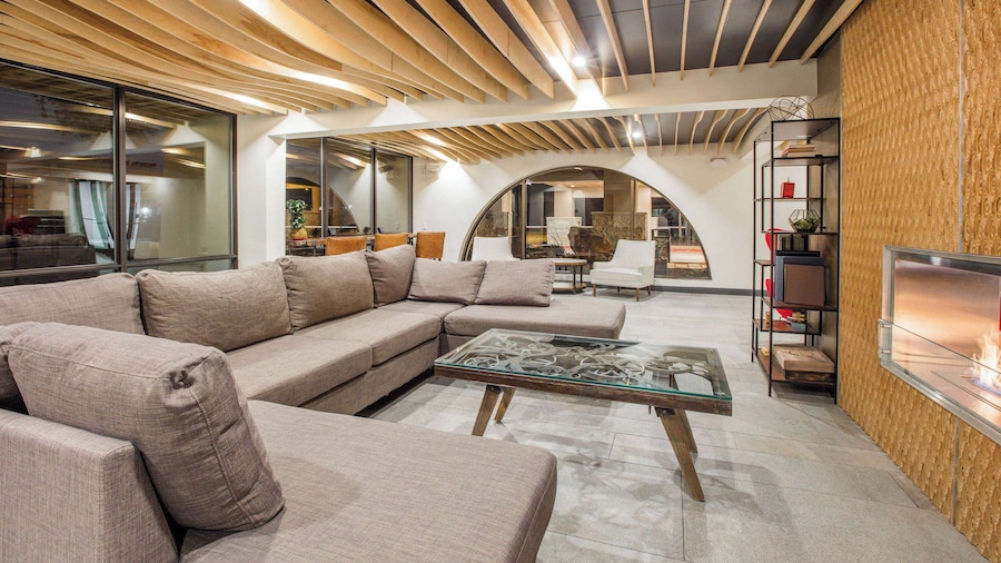 Ramada by Wyndham Austin South