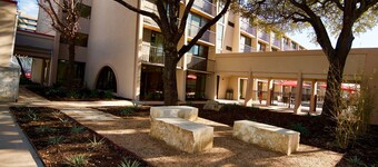 Ramada by Wyndham Austin South