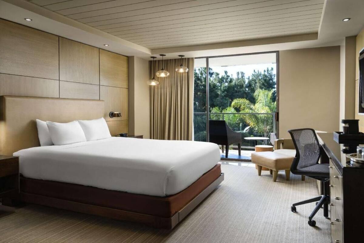 In-room safe, desk, laptop workspace, blackout drapes