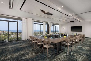 Meeting facility - Hotel La Jolla, Curio Collection by Hilton (La Jolla)