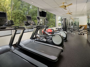 Fitness facility at Hotel La Jolla, Curio Collection by Hilton