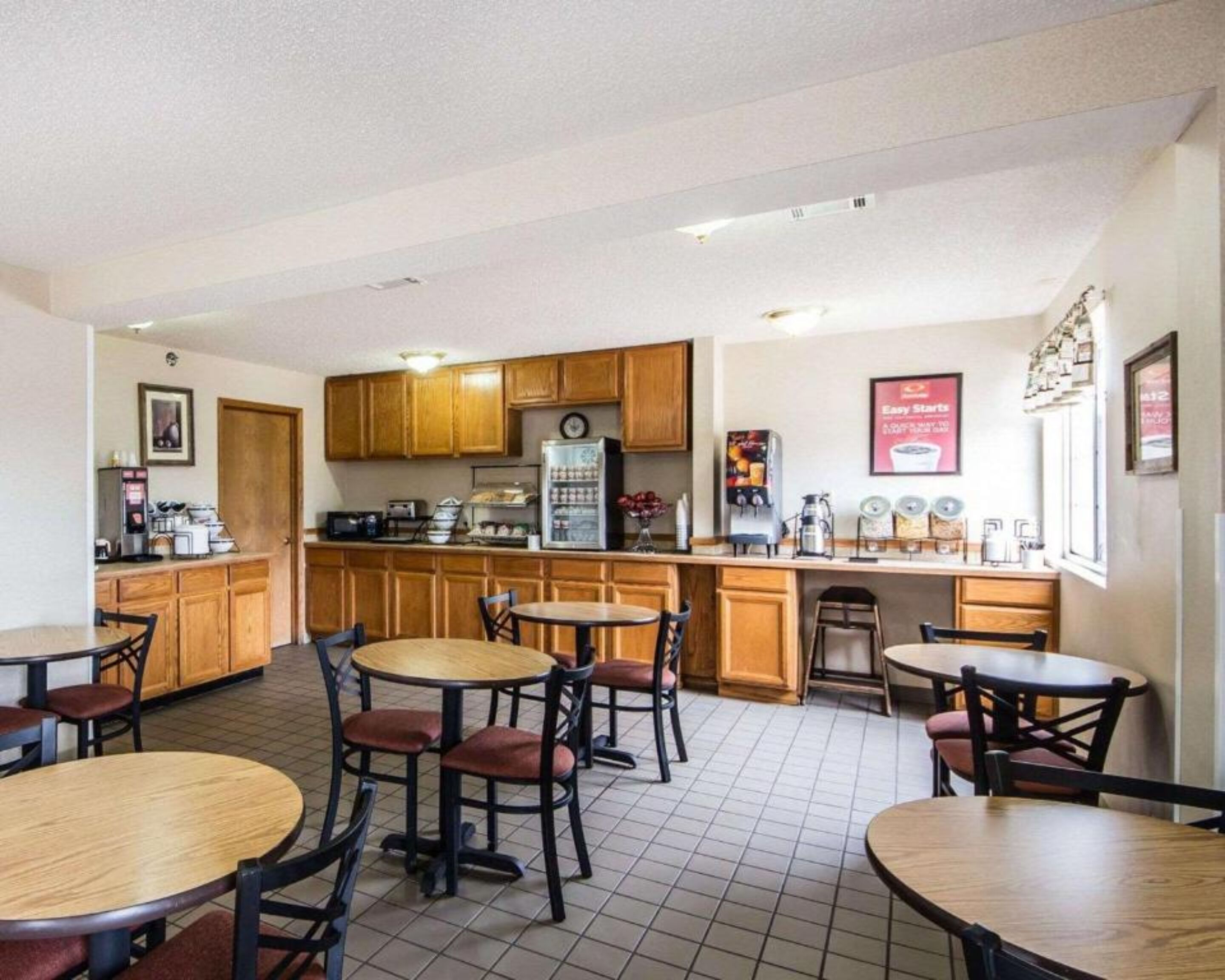 Sudah termasuk sarapan ala kontinental setiap hari