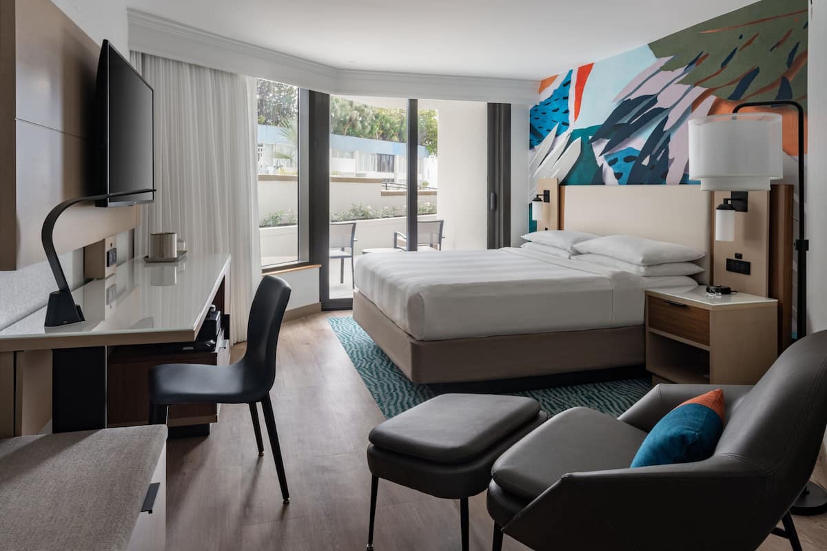 Room, 1 King Bed, Terrace, Poolside | Premium bedding, down comforters, pillowtop beds, in-room safe