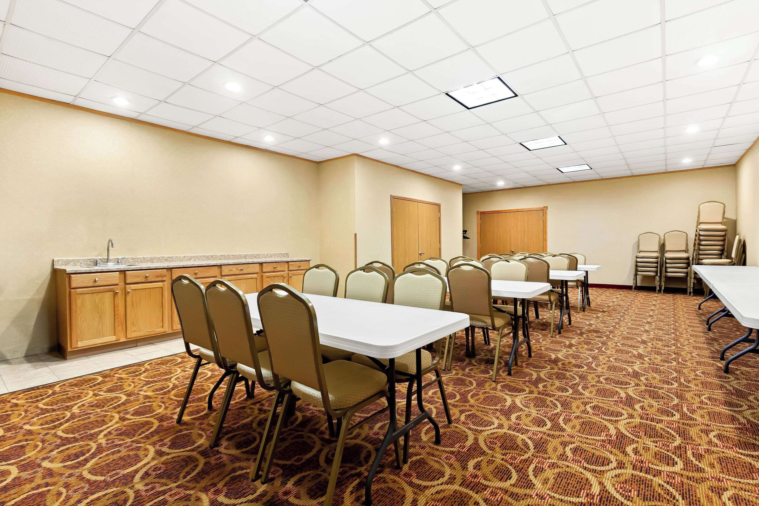 Meeting facility