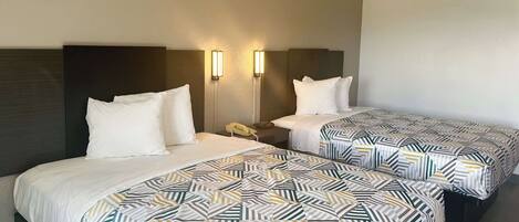 Rideaux occultants, fer et planche à repasser, Wi-Fi gratuit