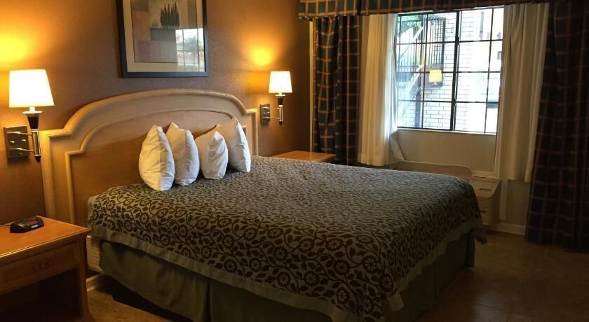 Egyptian cotton sheets, premium bedding, down duvets, pillow-top beds