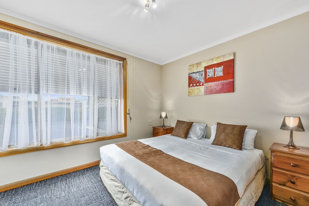 Hochwertige Bettwaren, Pillowtop-Betten, Minibar, Zimmersafe