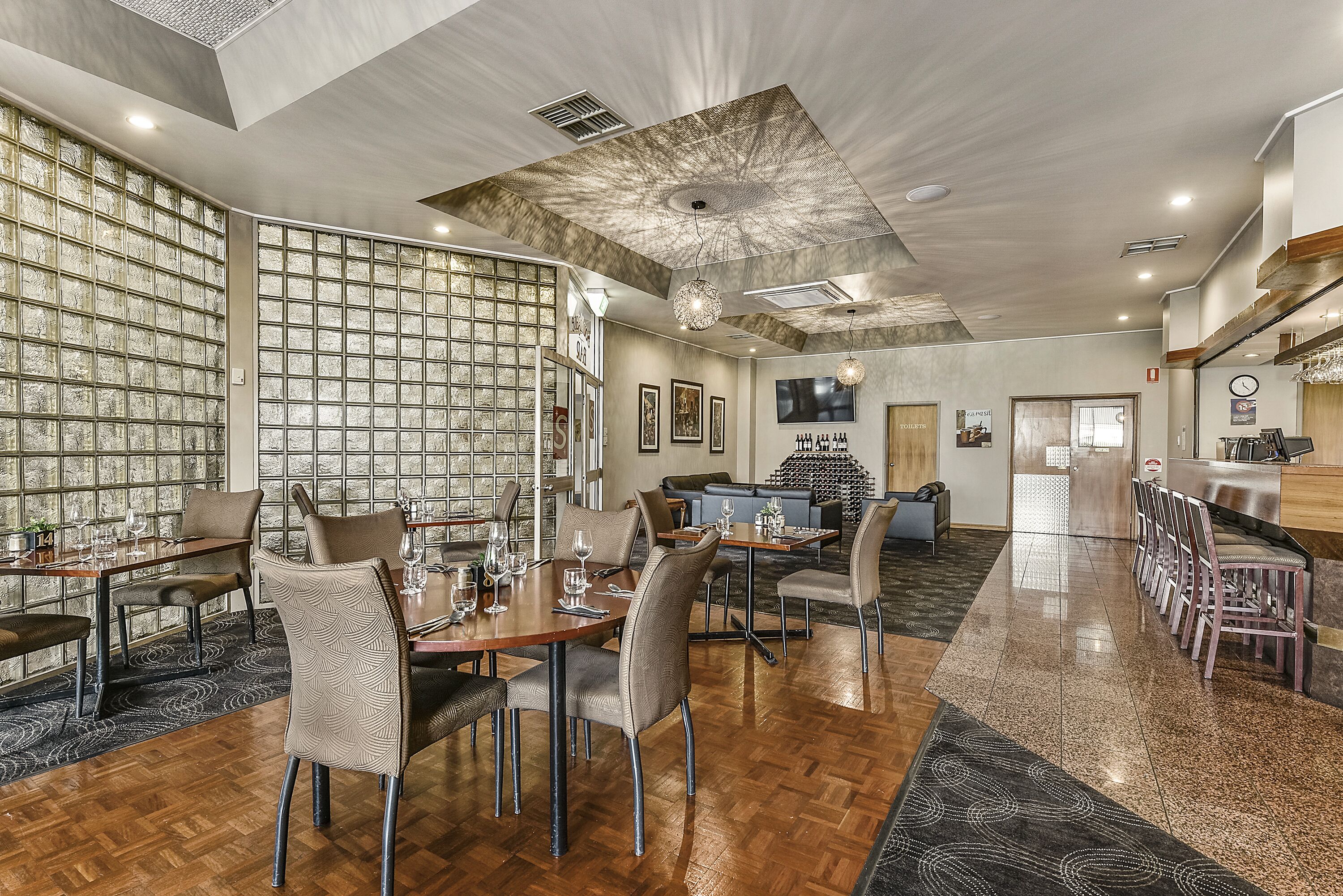 breakfast and dinner served