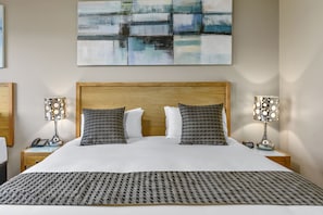 Deluxe Room, King Twin | 高級寢具、特厚豪華床墊、迷你吧、房內夾萬