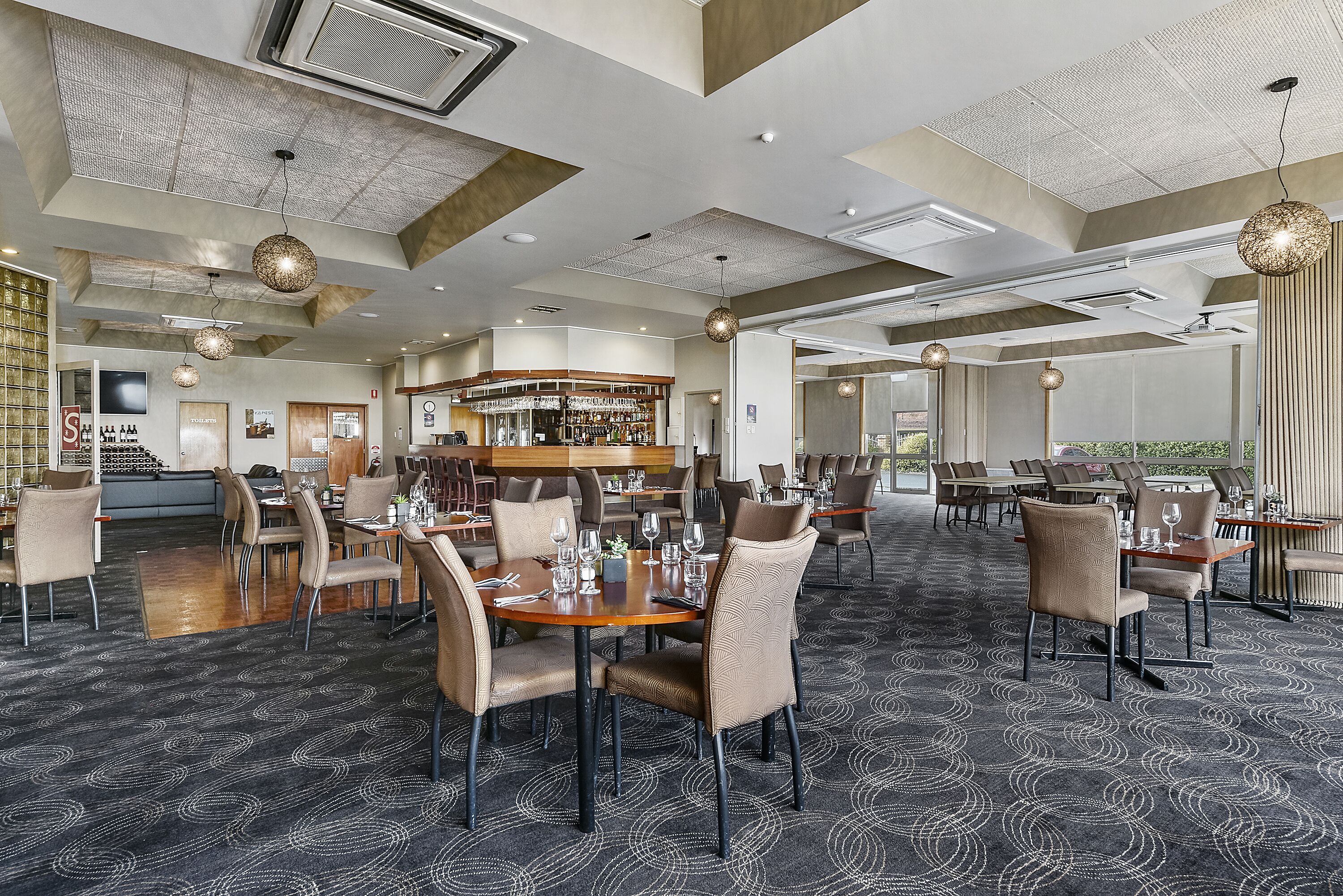 breakfast and dinner served