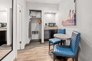 Standard Room, 2 Queen Beds, Refrigerator & Microwave, Courtyard Area | Pillowtop beds, desk, laptop workspace, blackout drapes - SureStay Hotel by Best Western Santa Monica (Santa Monica)