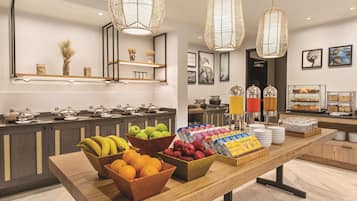 Breakfast, lunch, dinner served; pool views