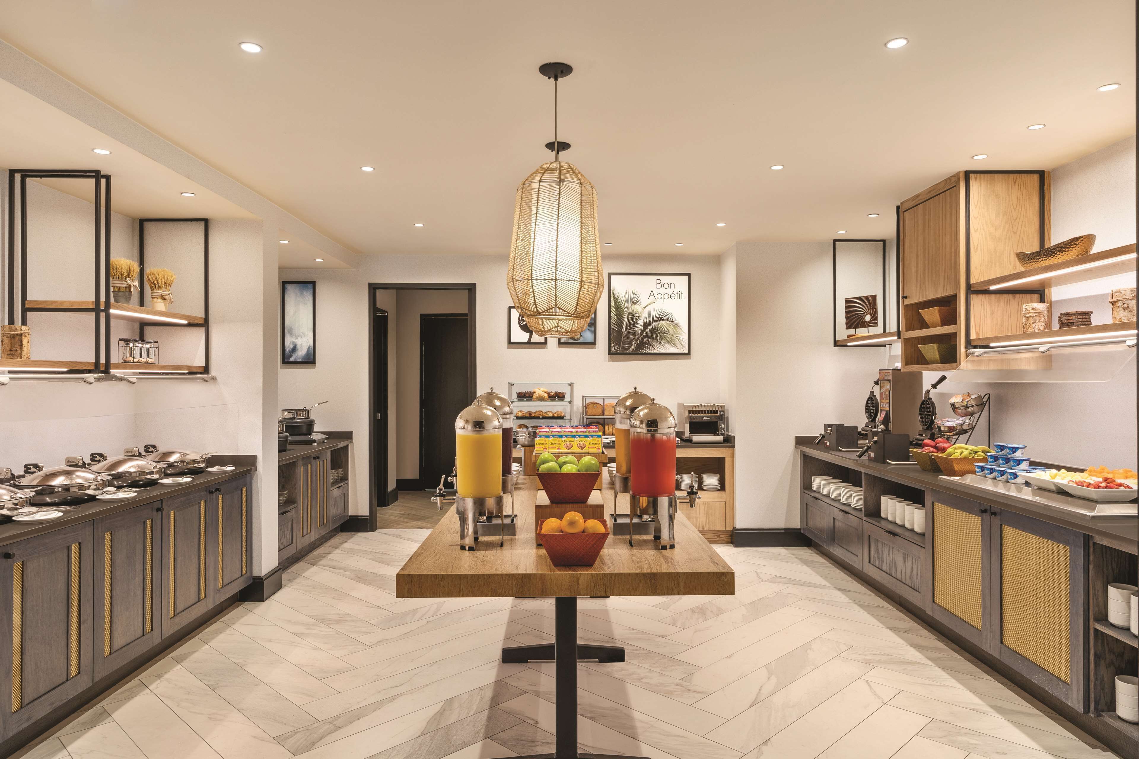 Photo - DoubleTree by Hilton Tampa Rocky Point Waterfront