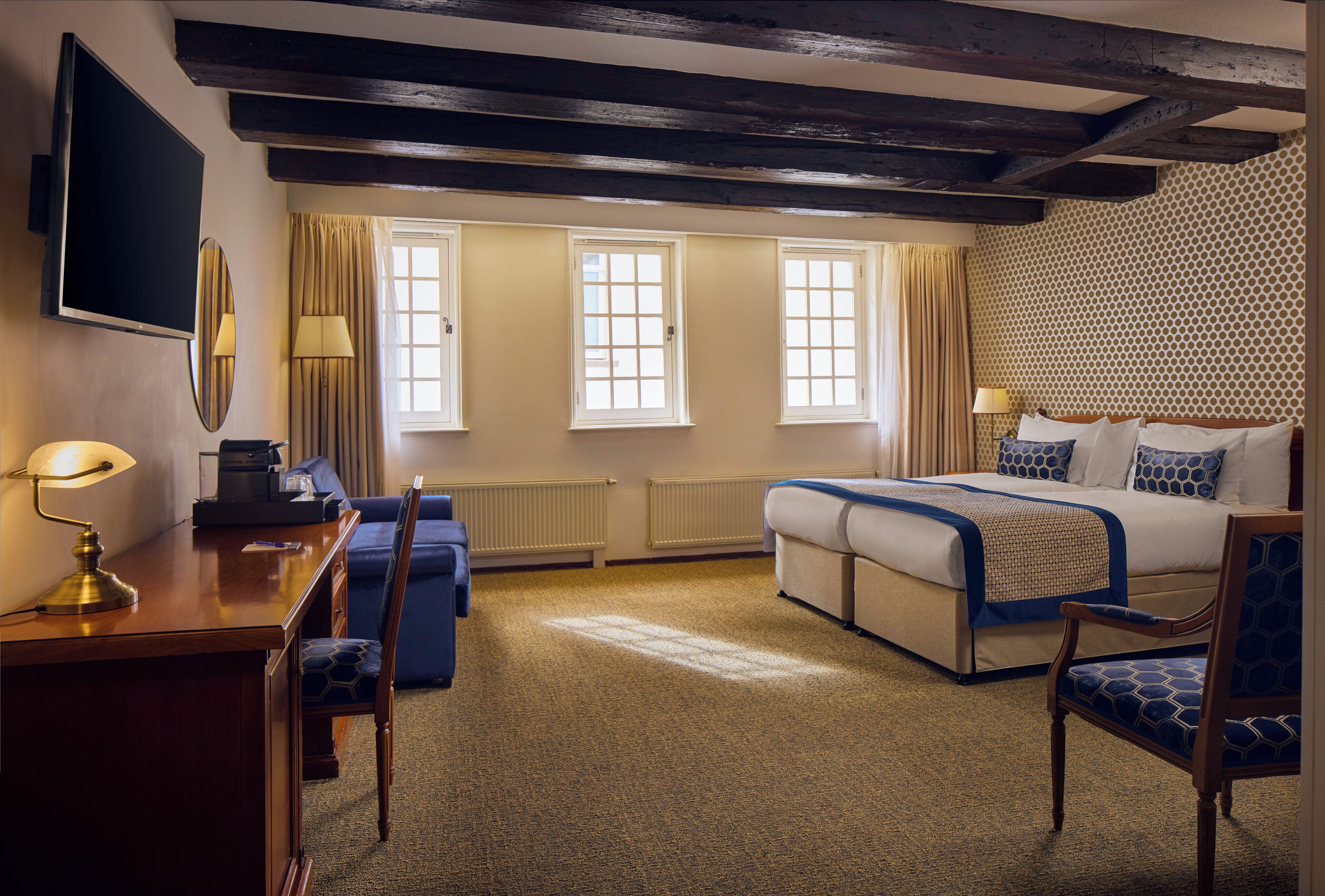 Superior Room, 2 Single Beds, Courtyard View