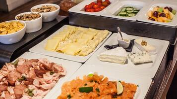 Daily buffet breakfast (EUR 22.50 per person)