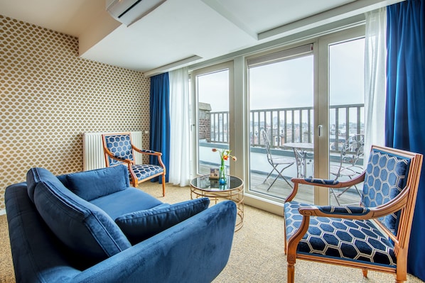 1 habitación, ropa de cama hipoalergénica y minibar