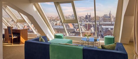 Suite, 1 King-Bett, Stadtblick