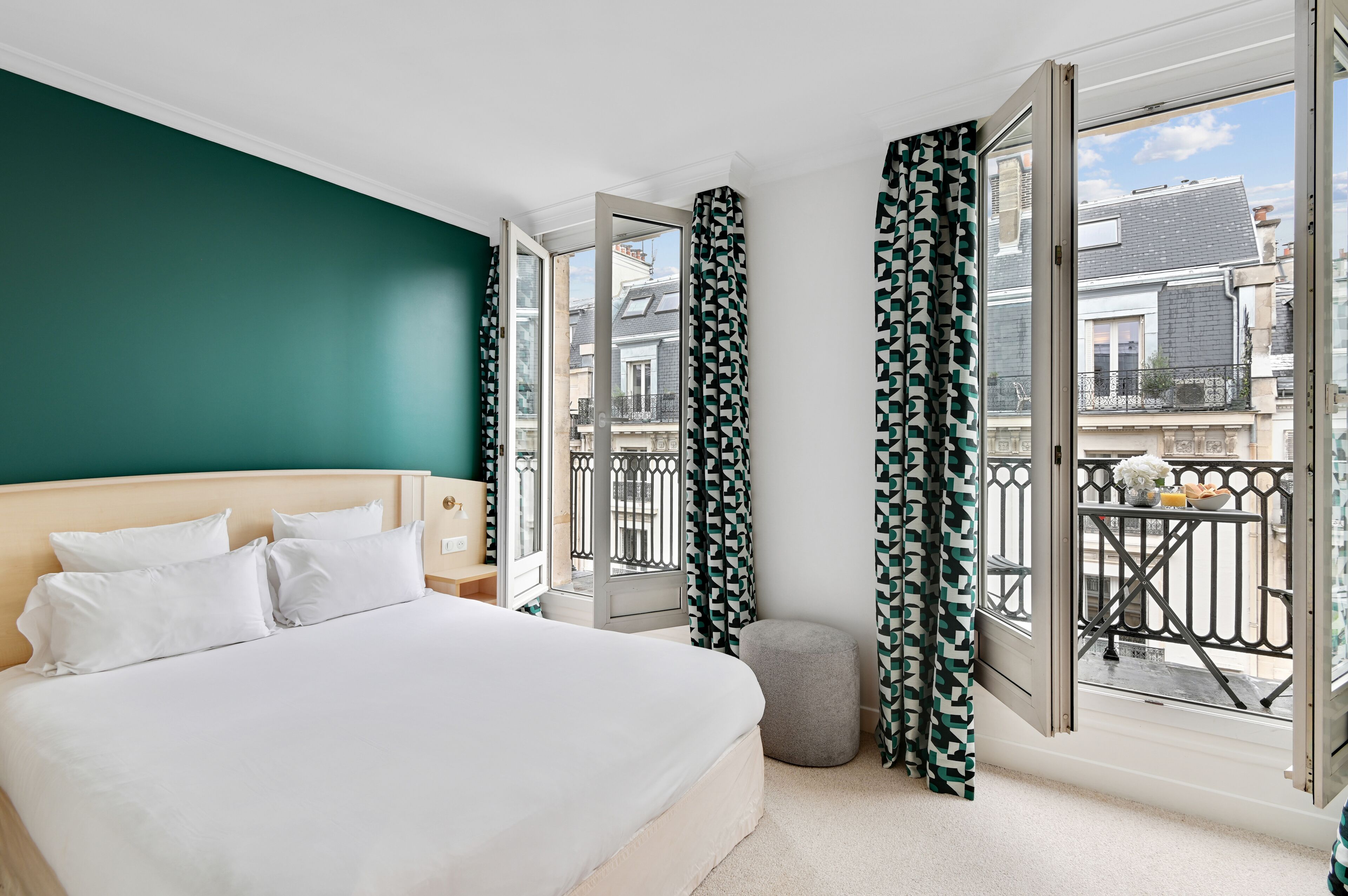 premium room, 1 bedroom, balcony | in-room safe, desk, laptop workspace, soundproofing