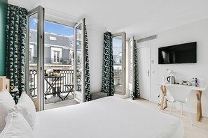 Premium-Zimmer, 1 Schlafzimmer, Balkon | Zimmersafe, Schreibtisch, laptopgeeigneter Arbeitsplatz