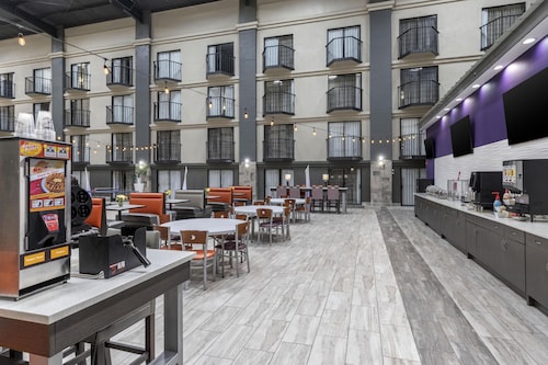 Best Western Plus Clemson Hotel & Conference Center