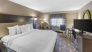 Down comforters, in-room safe, desk, laptop workspace